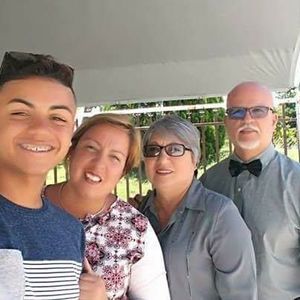 Meet your Posher, Aileen